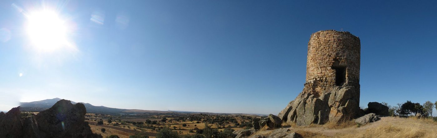 Fotografía de Venturada, en la Sierra de Madrid. Servicio local de reparación y limpieza de tejados y canalones — reparaciondetejados.madrid, en la Sierra Norte de Madrid.